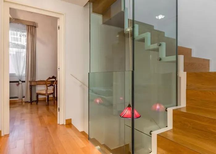 Three Floors Apartamento *