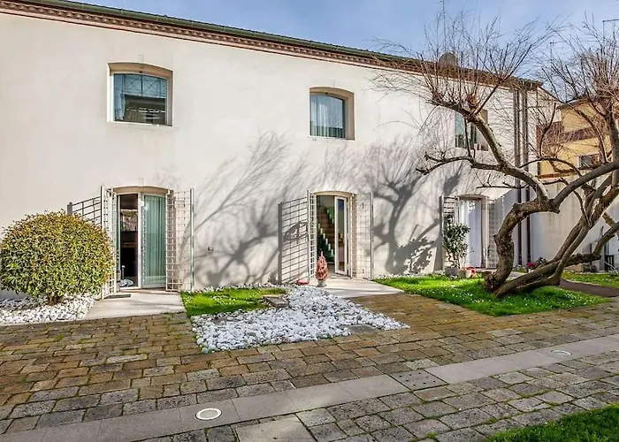 Apartamento Three Floors *