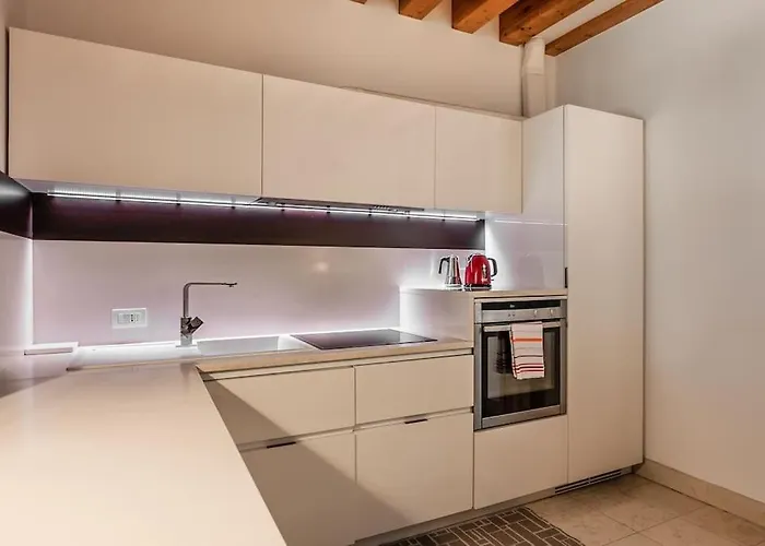 Three Floors * Venice